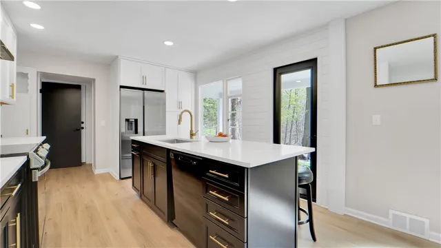 $3,500 | 288 Oakridge Drive, Irondequoit, NY 14617