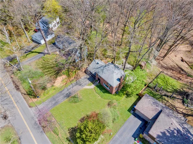 $3,500 | 288 Oakridge Drive, Irondequoit, NY 14617