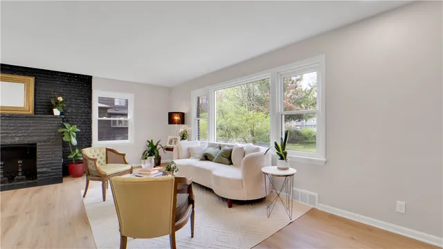 $3,500 | 288 Oakridge Drive, Irondequoit, NY 14617