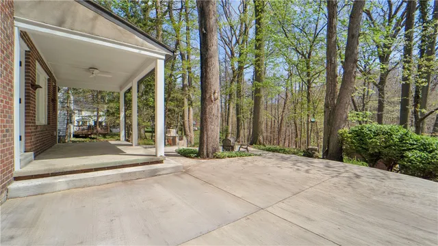 $3,500 | 288 Oakridge Drive, Irondequoit, NY 14617