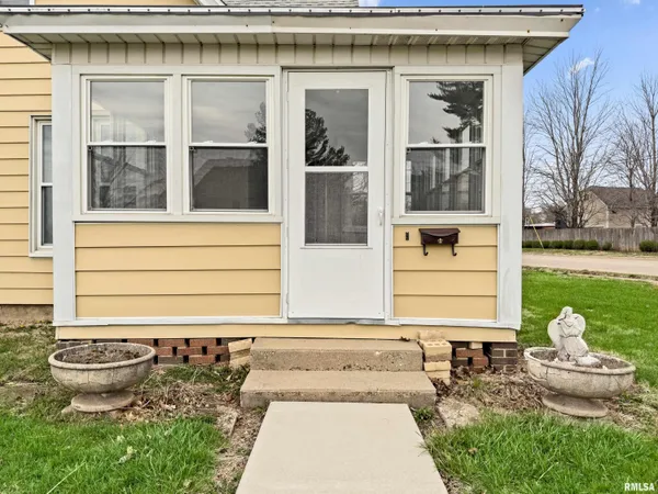 $184,900 | 1249 North 5th Street, Chillicothe, IL 61523