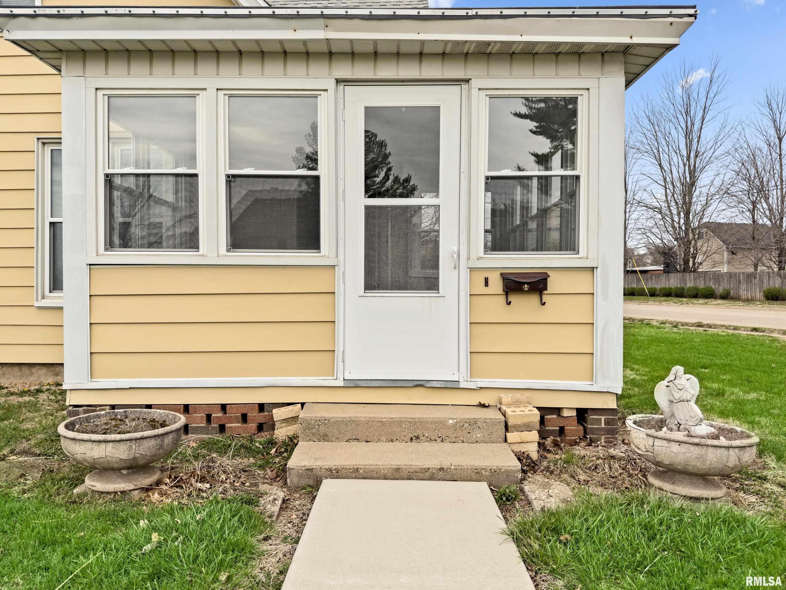 1249 North 5th Street Chillicothe, IL 61523 - Photo 8 of 37