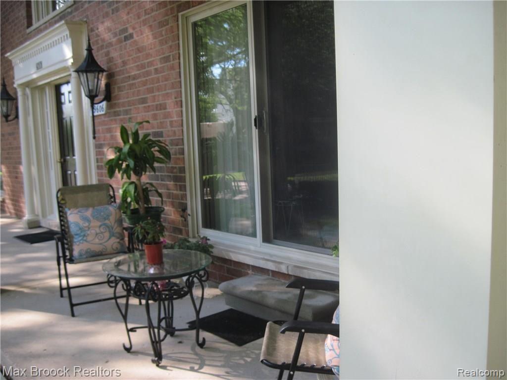 29606 Middlebelt Road, Unit 1802 Farmington Hills, MI 48334 - Photo 7 of 7