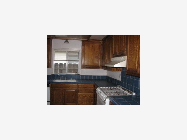 64 College Road Watsonville, CA 95076 - Photo 2 of 8 Gallery Image 2