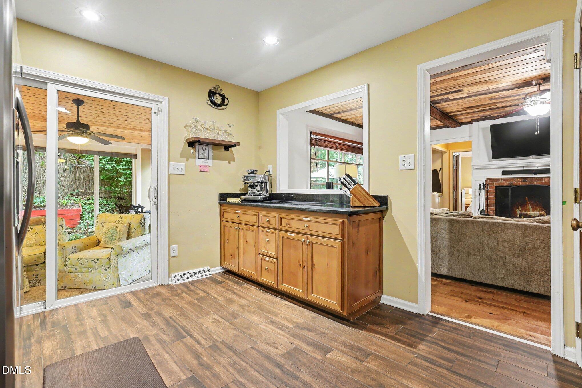 4125 Weaver Drive Raleigh, NC 27612 - Photo 19 of 38 021_file_7943