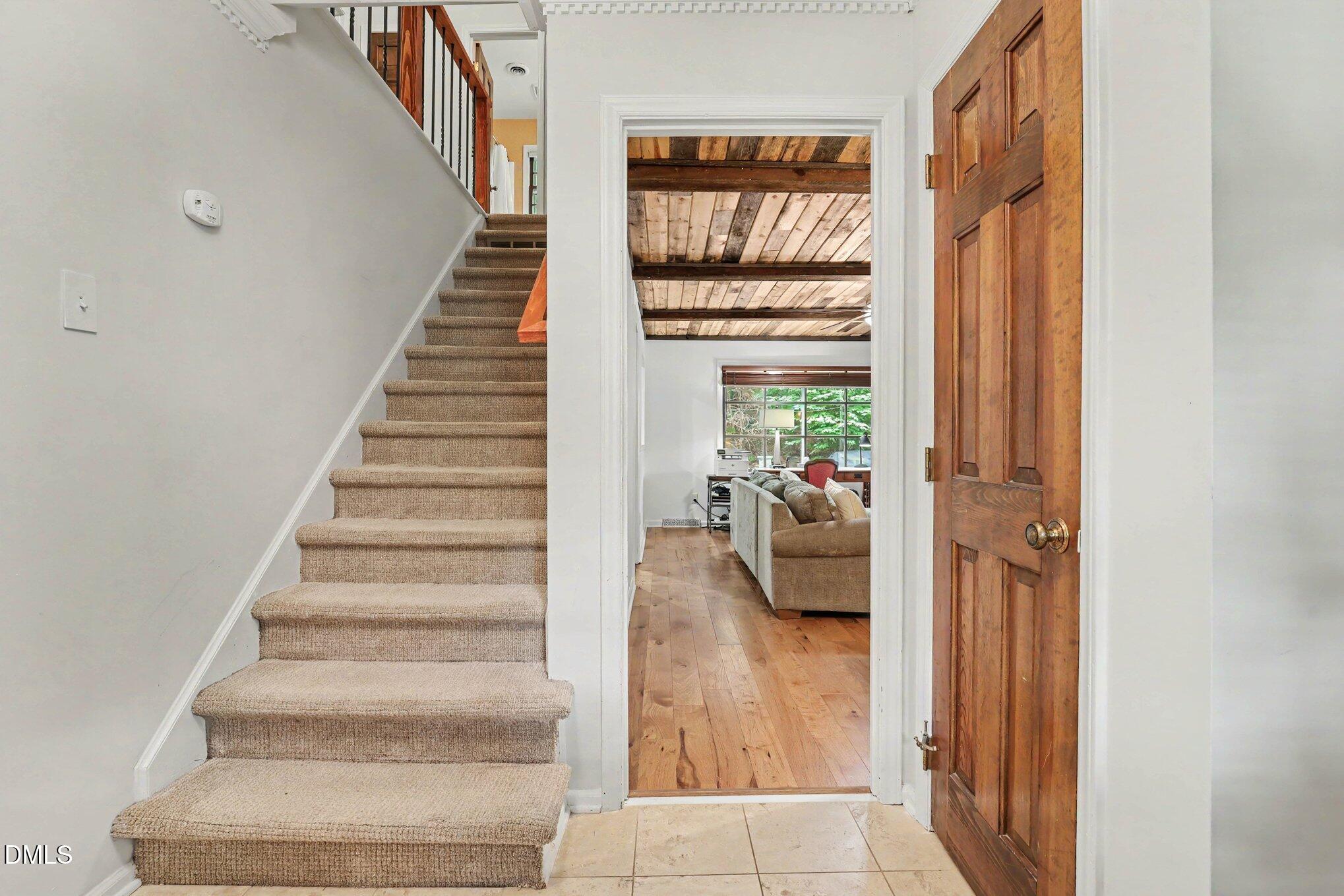 4125 Weaver Drive Raleigh, NC 27612 - Photo 5 of 38 005_file_2871
