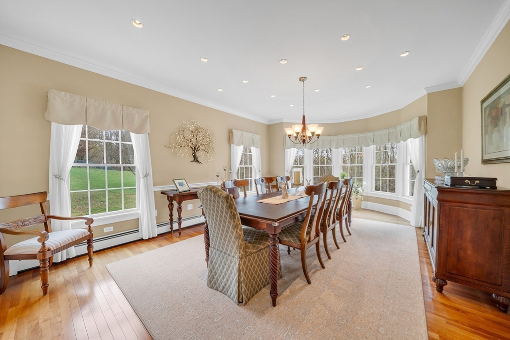 215 Lexington Road Dracut, MA 01826 - Photo 9 of 42