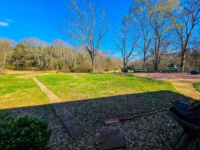 $498,900 | 517 County Road 147, Palestine, TX 75801