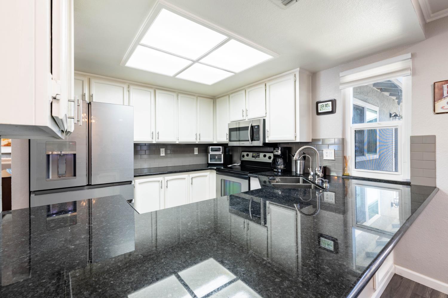 1358 Ridgerun Drive Roseville, CA 95747 - Photo 12 of 42