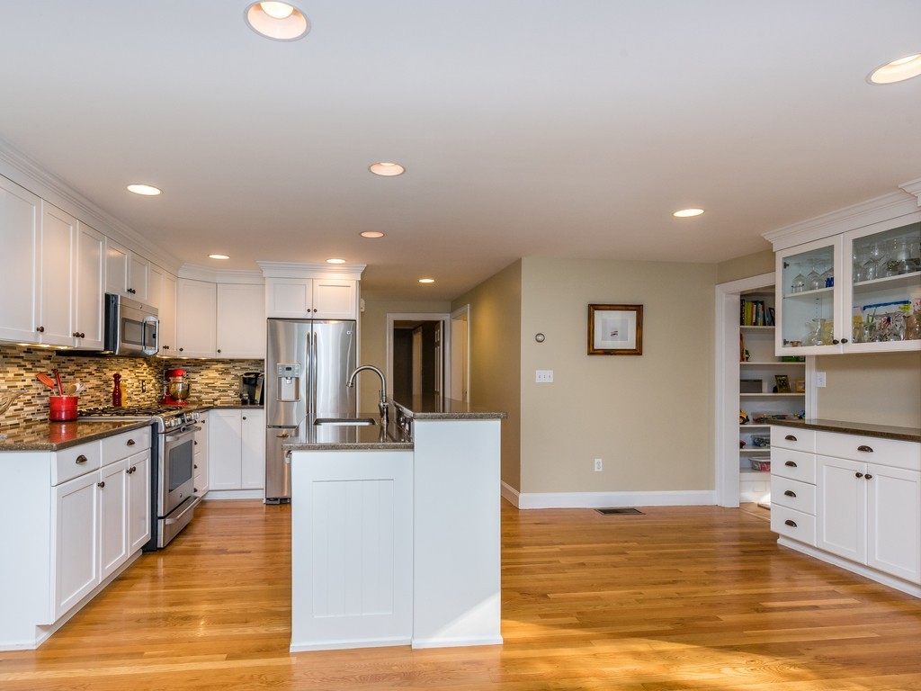 15 Princeton Road Wellesley, MA 02482 - Photo 15 of 30 Gallery Image 15