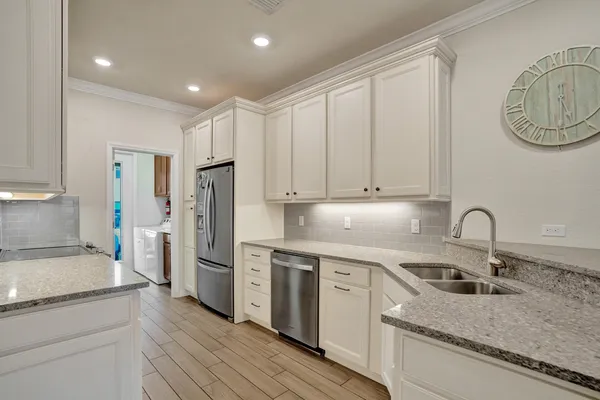 $3,400 | 1300 Eucalyptus Drive, Unit 3, Hollywood, FL 33021