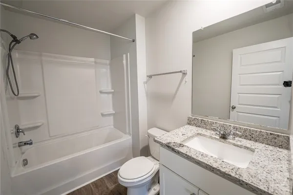 $2,700 | 459 Coconut Drive, Bloomingdale, GA 31302