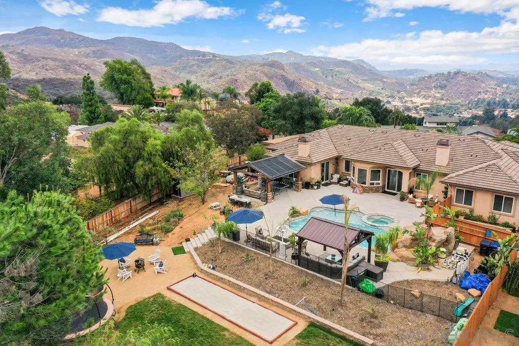 11130 Boulder Pass Escondido, CA 92026 - Photo 51 of 55 an aerial view of a house with a garden
