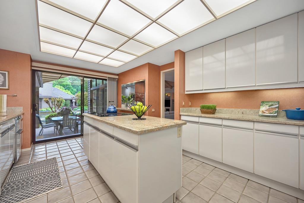 7650 Pineridge Road Fair Oaks, CA 95628 - Photo 17 of 67 Large kitchen with sliding glass doors to the back patio