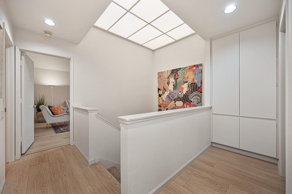 7650 Pineridge Road Fair Oaks, CA 95628 - Photo 41 of 67 Upstairs, looking toward the stairs and the family/bonus room