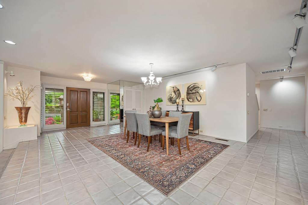 7650 Pineridge Road Fair Oaks, CA 95628 - Photo 7 of 67 Dining area looking toward the front entry, hallway to the primary bedroom
