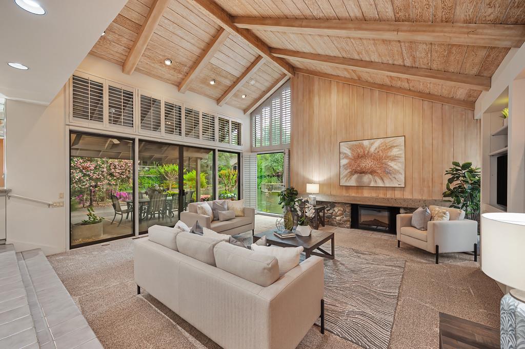 7650 Pineridge Road Fair Oaks, CA 95628 - Photo 10 of 67 Large, open living room with views of the lake