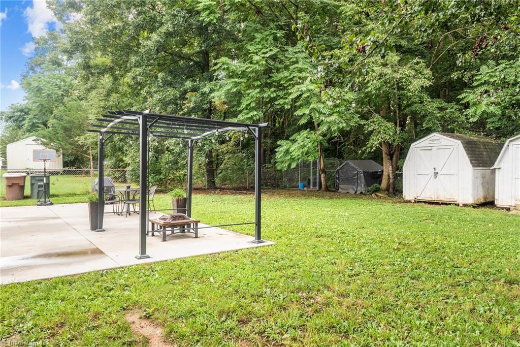 509 Apple Ridge Road Greensboro, NC 27406 - Photo 36 of 42 Gallery Image 36