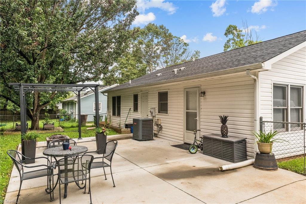 509 Apple Ridge Road Greensboro, NC 27406 - Photo 40 of 42 Gallery Image 40