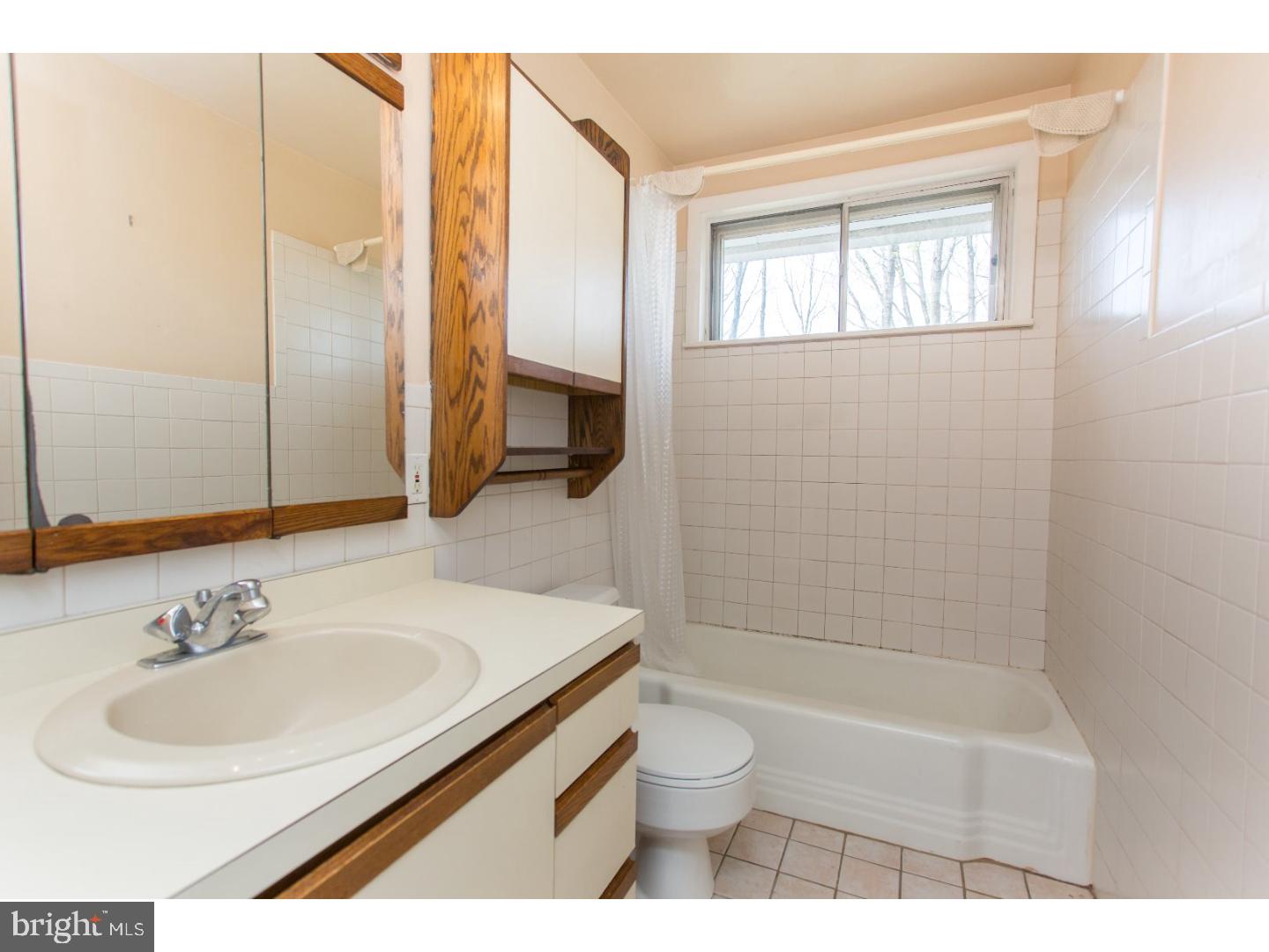 11 Waters Road Malvern, PA 19355 - Photo 17 of 20 Bathroom