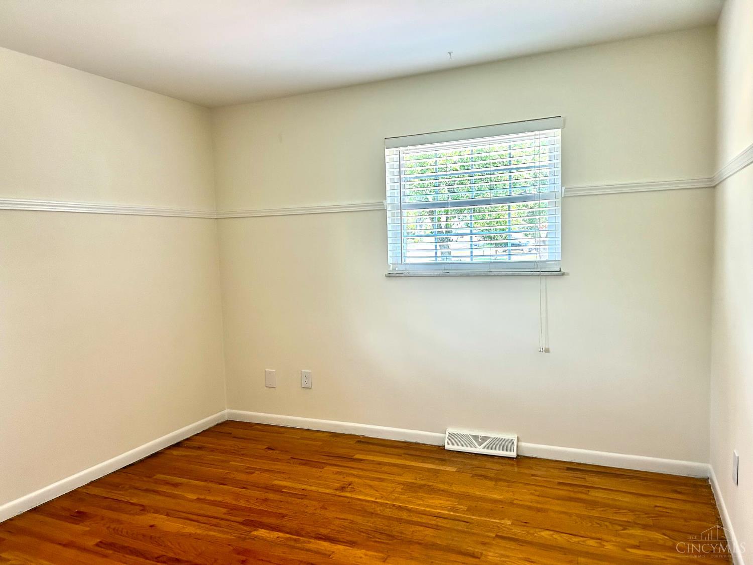 602 Waycross Road Forest Park, OH 45240 - Photo 19 of 29
