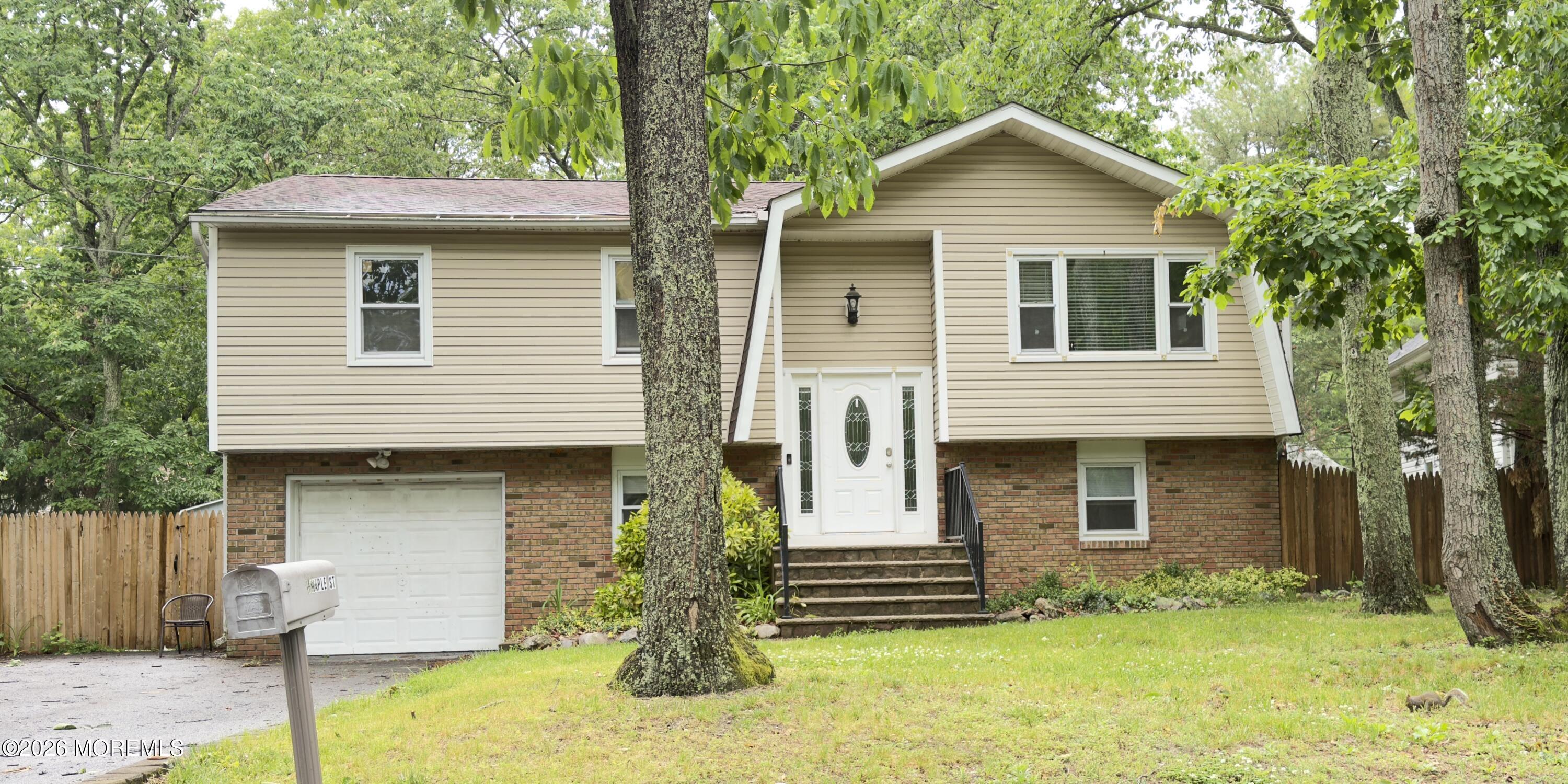 11 Maple Street Jackson, NJ 08527 - Photo 1 of 33 Front