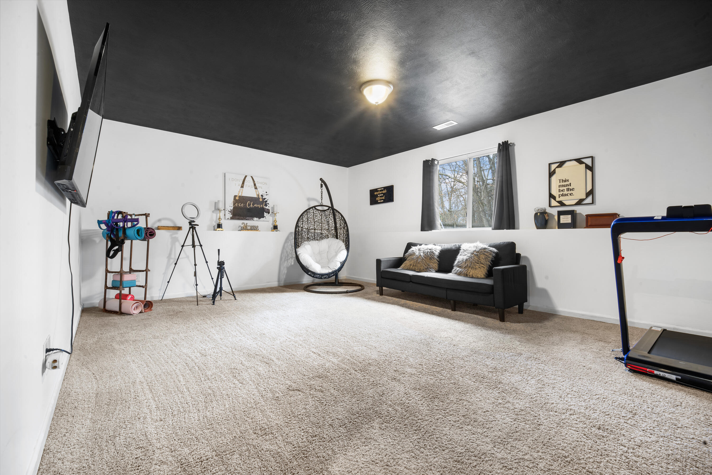 1015 Point Way Lawton, MI 49065 - Photo 11 of 15 DSC01343