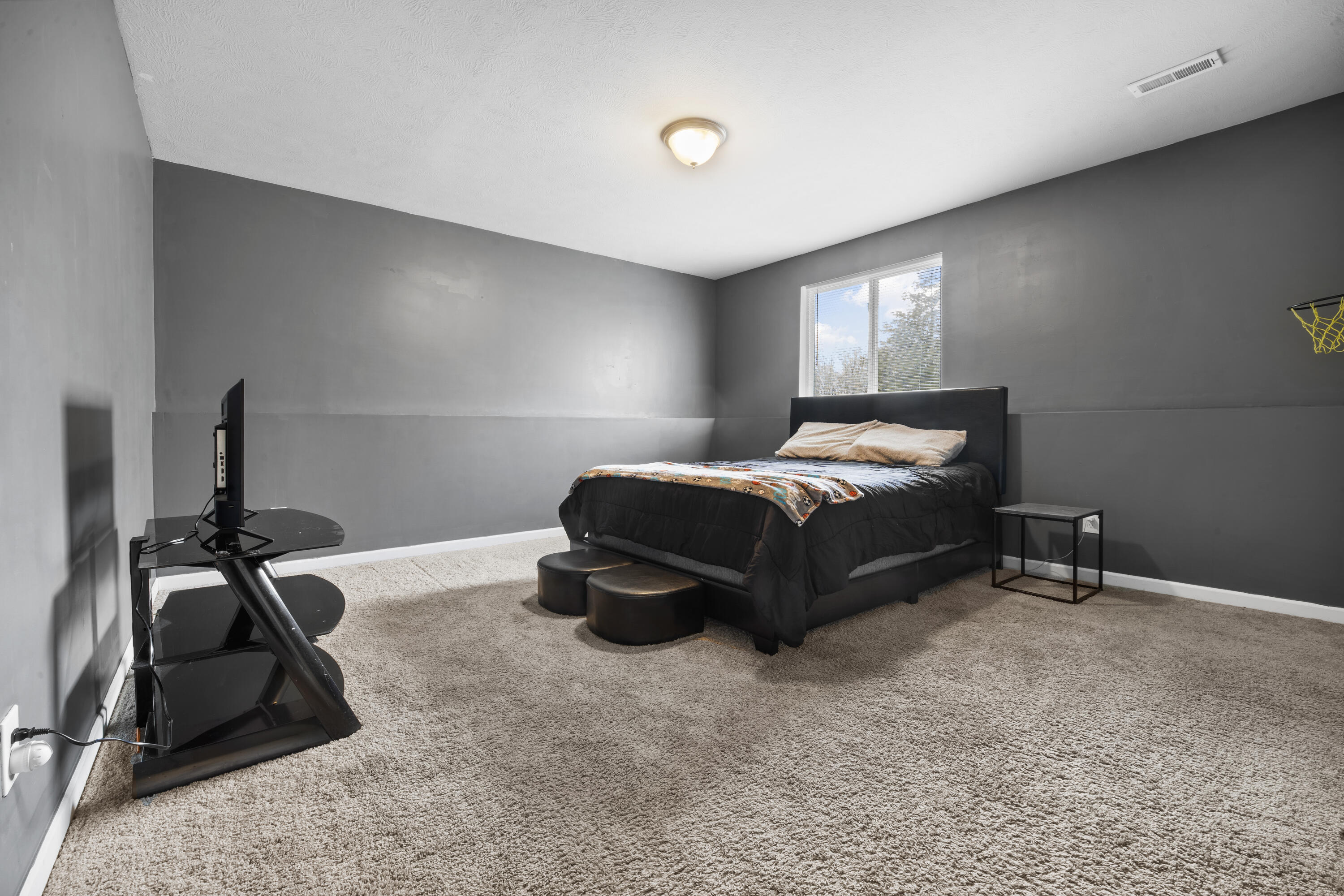 1015 Point Way Lawton, MI 49065 - Photo 12 of 15 DSC01348