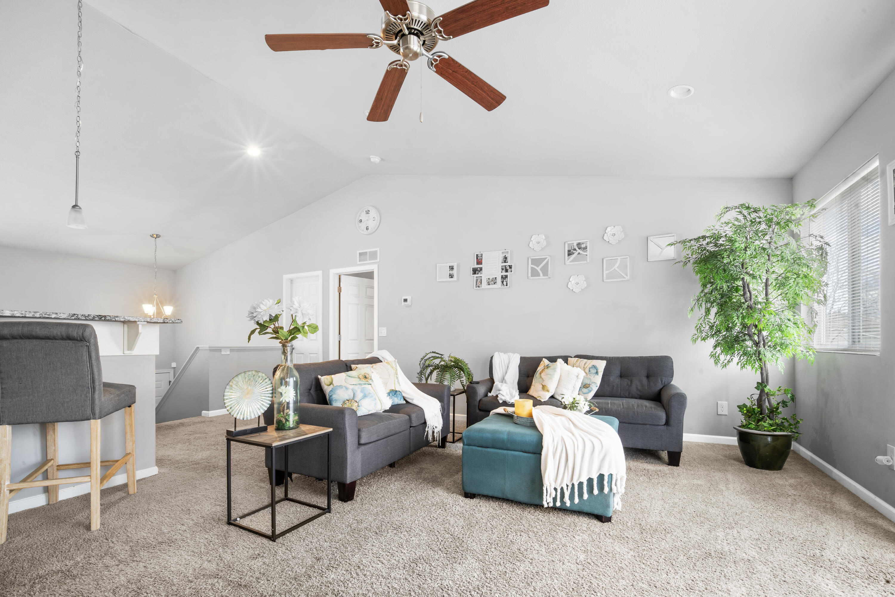 1015 Point Way Lawton, MI 49065 - Photo 7 of 15 DSC01398