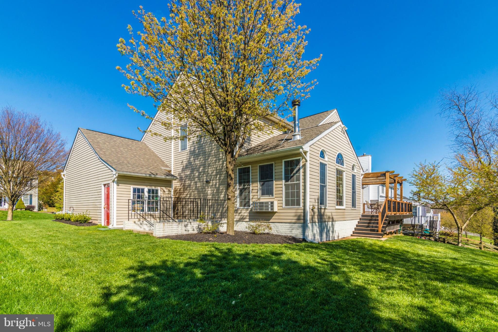 801 Longbow Road Mount Airy, MD 21771 - Photo 29 of 30 Exterior (Rear)