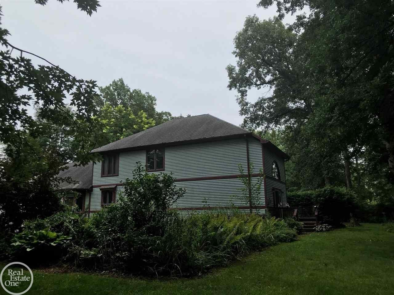409 Miller Road Allenton, MI 48002 - Photo 46 of 56 31366189-52.JPG