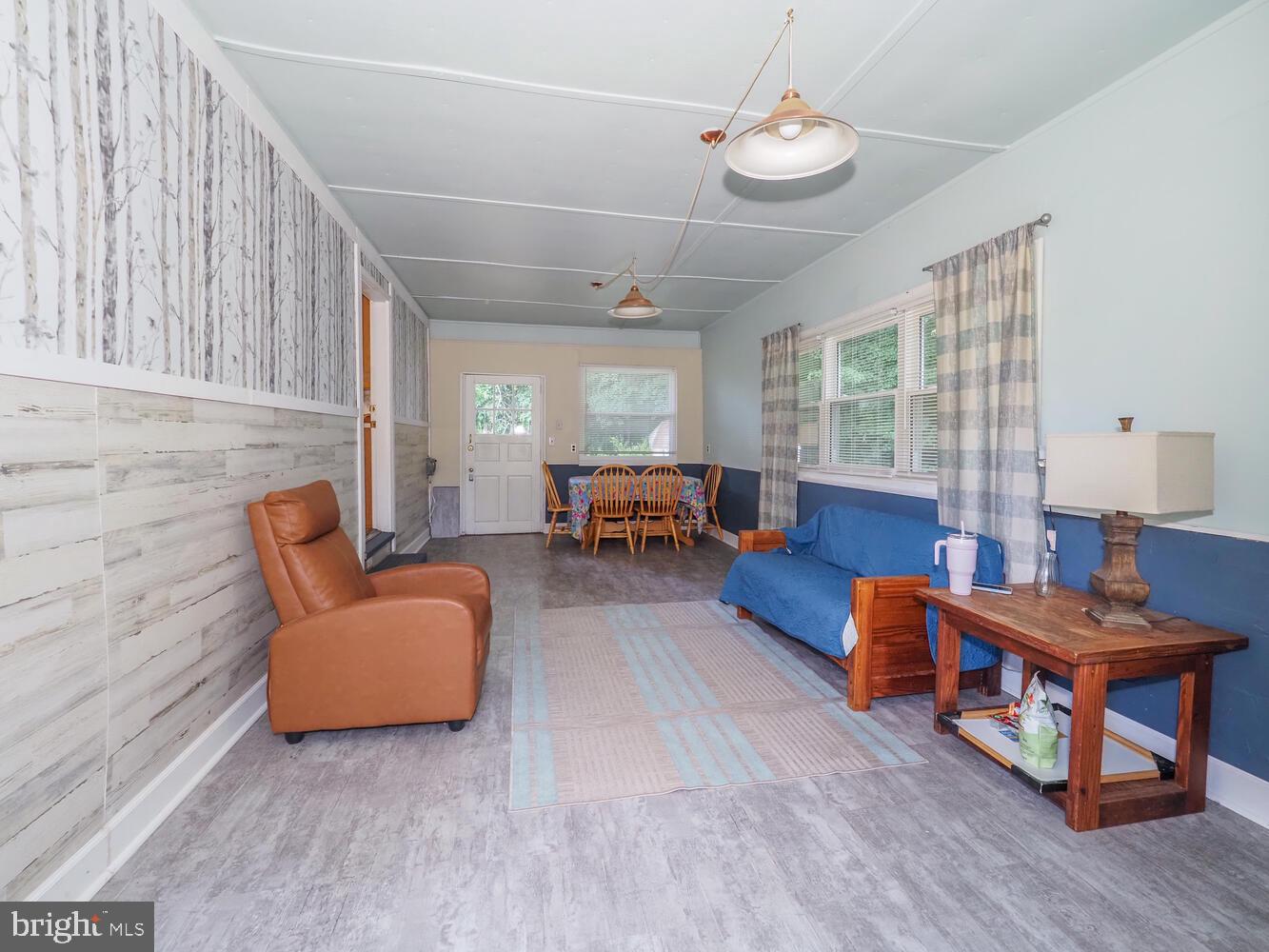 614 Paradise Road Aberdeen, MD 21001 - Photo 13 of 41 Additional Living Room