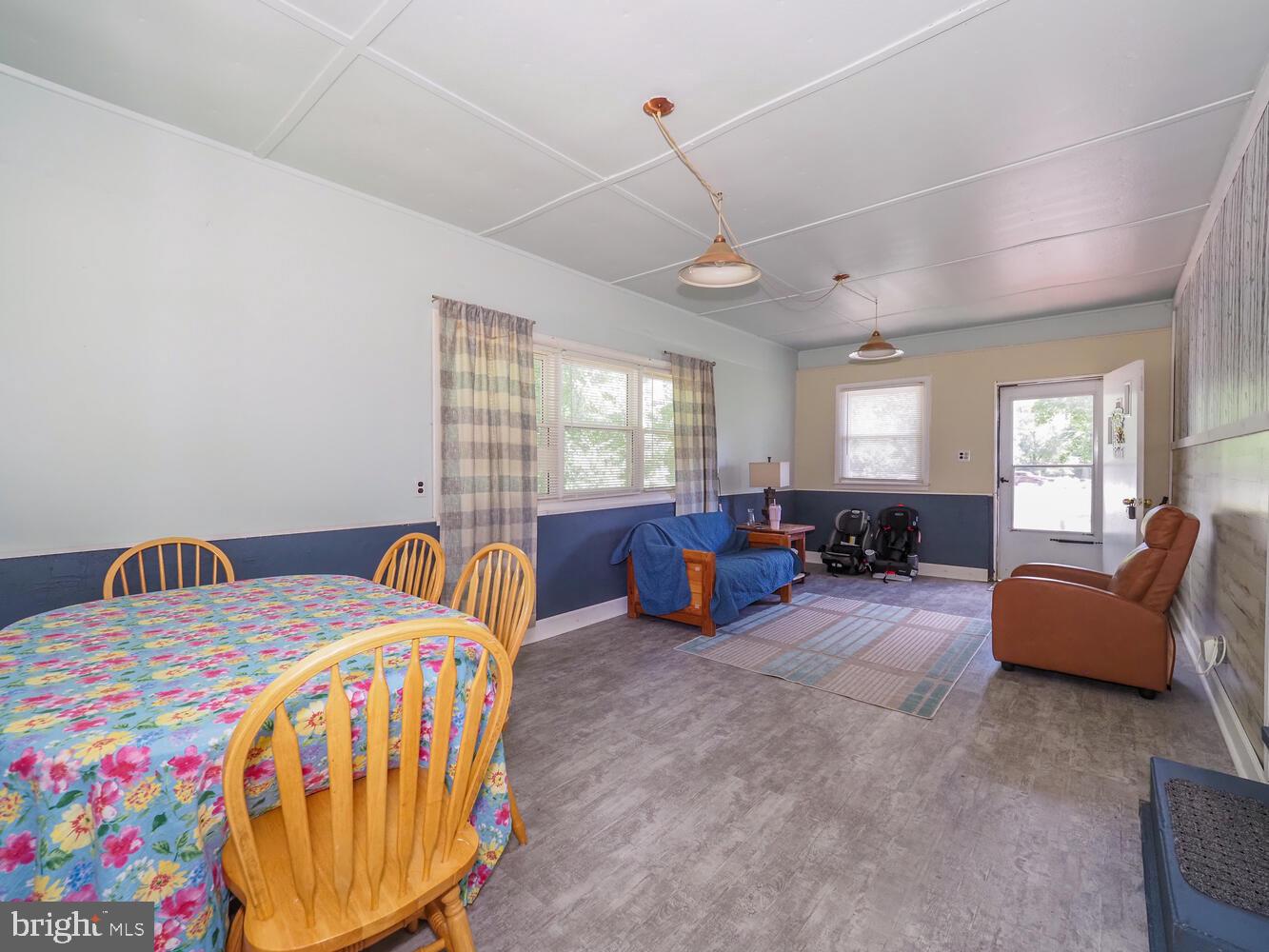 614 Paradise Road Aberdeen, MD 21001 - Photo 14 of 41 Additional Living Room