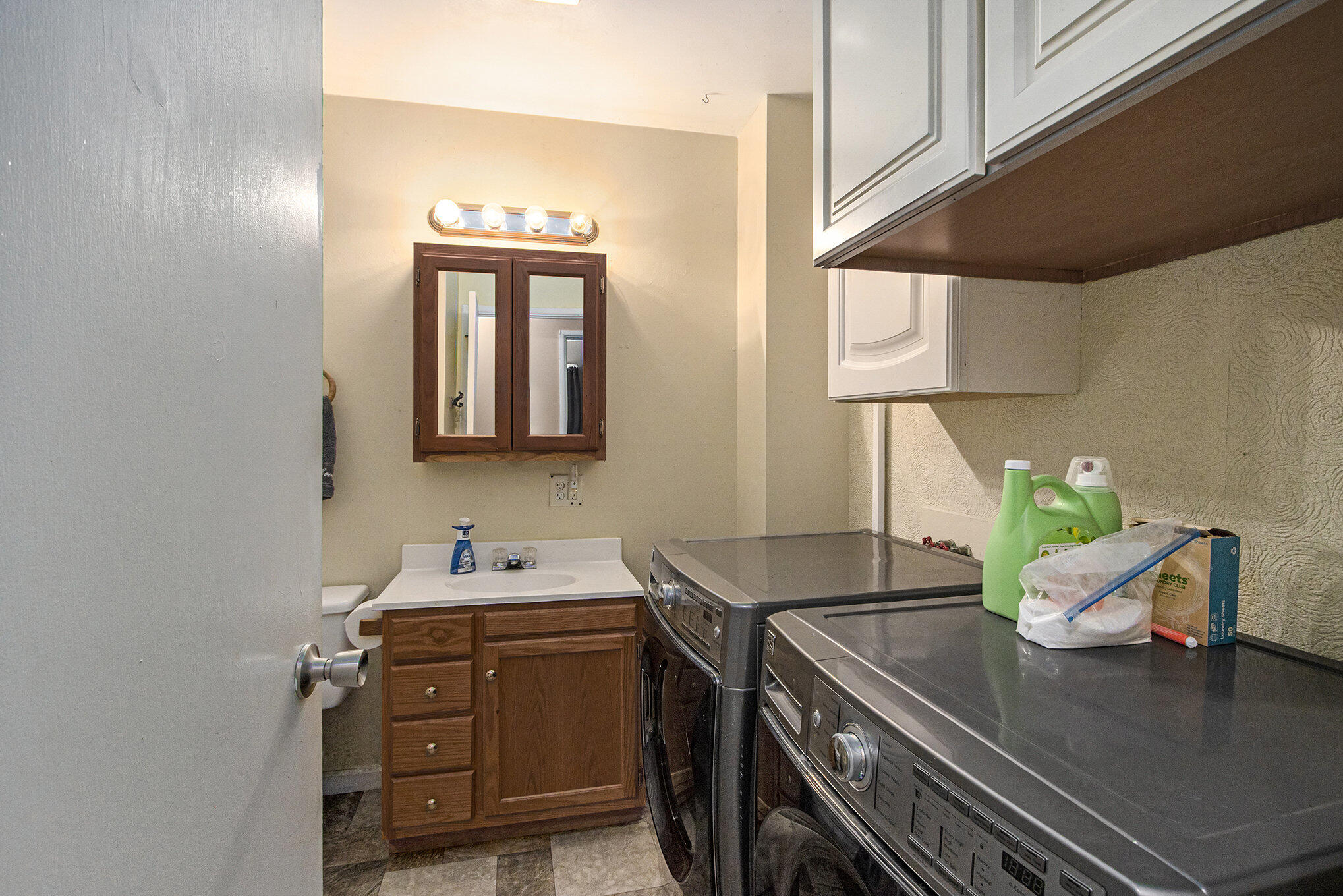 8145 South Sprinkle Road Portage, MI 49002 - Photo 13 of 18 013_8145southsprinkle_9_800