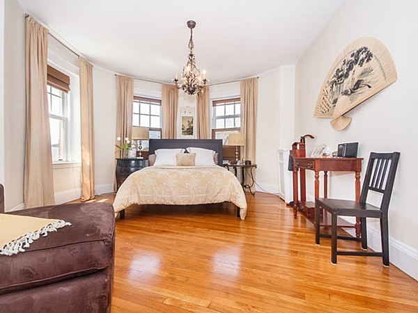 239 Rawson Road, Unit 5 Brookline, MA 02445 - Photo 10 of 16 Gallery Image 10