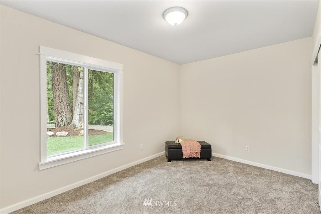 21555 President Point Road Northeast Kingston, WA 98346 - Photo 13 of 20 Gallery Image 13