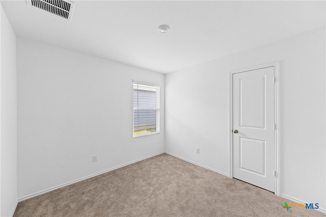 512 Texas Angel Way Jarrell, TX 76537 - Photo 7 of 21