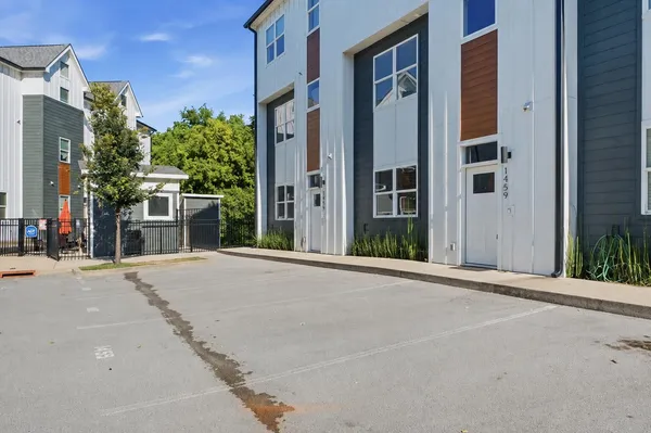 $2,250 | 1459 Stockyard Place, Chattanooga, TN 37408
