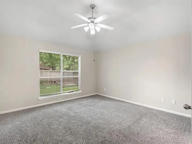 $1,900 | 3414 Nottingham Lane, Montgomery, TX 77356