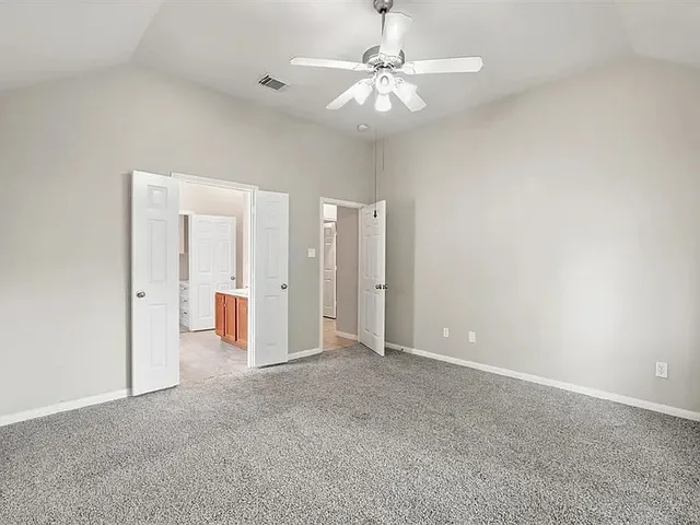 $1,900 | 3414 Nottingham Lane, Montgomery, TX 77356