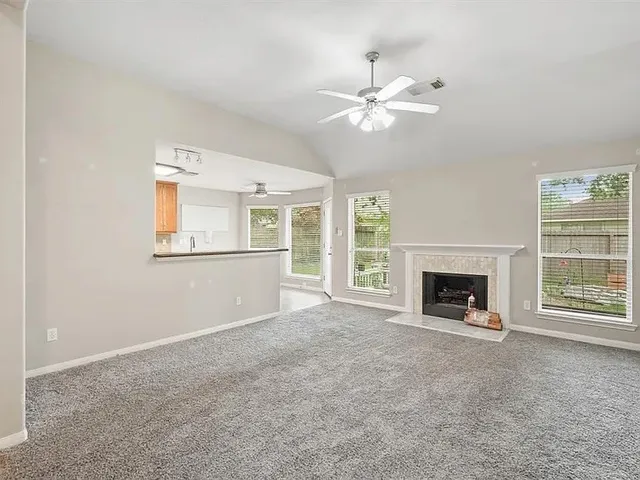 $1,900 | 3414 Nottingham Lane, Montgomery, TX 77356