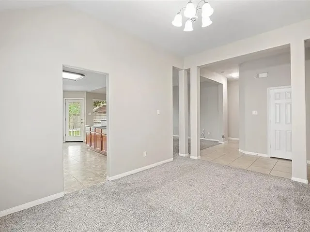 $1,900 | 3414 Nottingham Lane, Montgomery, TX 77356