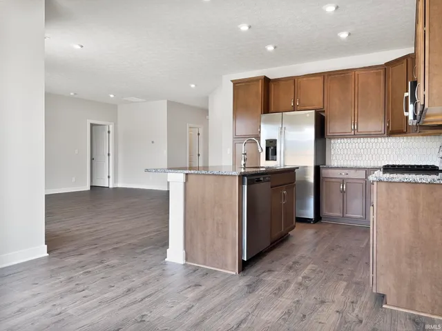 $344,800 | 4823 Jackson Drive, Newburgh, IN 47630