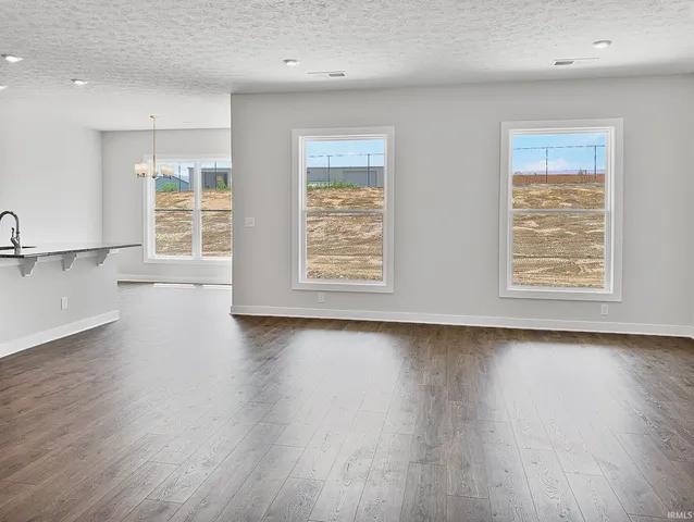 $344,800 | 4823 Jackson Drive, Newburgh, IN 47630