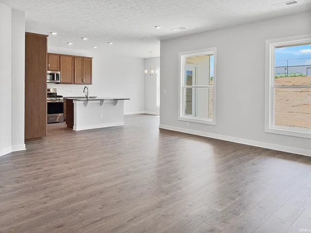 $344,800 | 4823 Jackson Drive, Newburgh, IN 47630