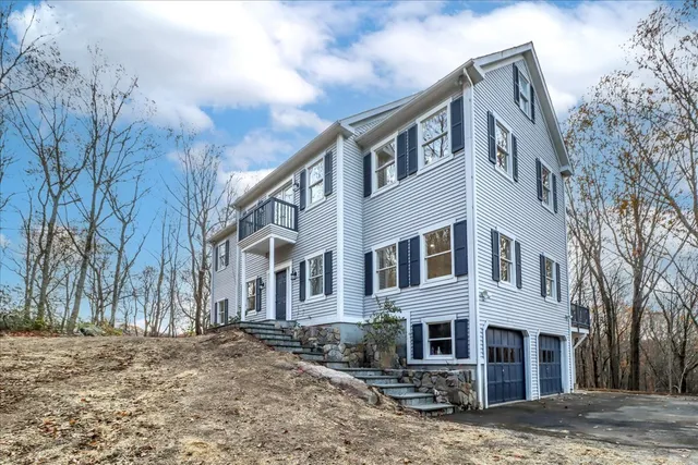 $729,900 | 193 Chestnut Ridge Road, Bethel, CT 06801