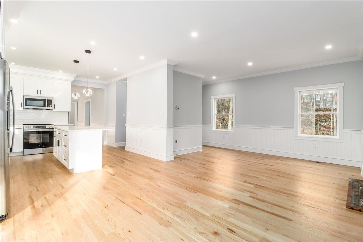 193 Chestnut Ridge Road Bethel, CT 06801 - Photo 9 of 36