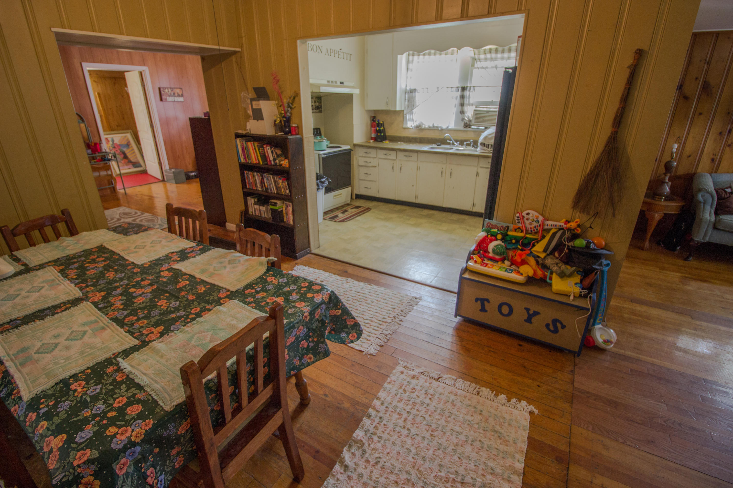 232 South Rankin Road Alcoa, TN 37701 - Photo 8 of 14 DINING ROOM