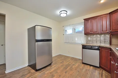 $269,900 | 2254 South 61st Street, West Allis, WI 53219