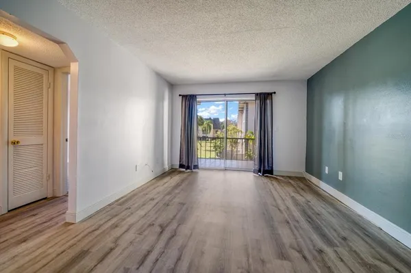 $1,575 | 8693 Bardmoor Boulevard, Unit 205, Seminole, FL 33777